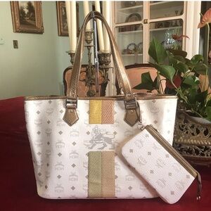 💯Guaranteed Authentic MCM Princess Lion Tote Bag with Pouch